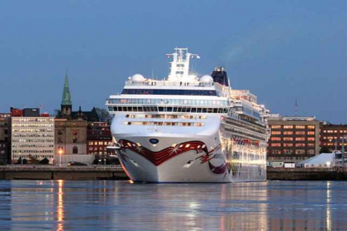 NCL Jewel